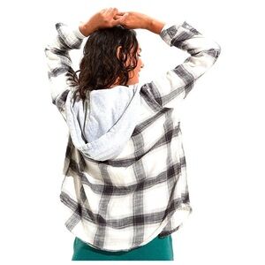 American Eagle Oversized Distressed Flannel Button Up Long Sleeve Hoodie